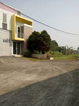 Bisa bayar /bln Gudang + Kantor 2lt di Tangerang, Bebas Banjir