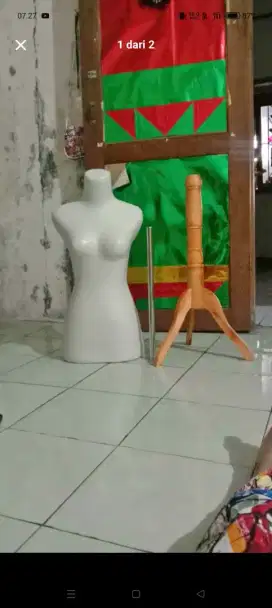 Manekin cewek dewasa kaki kayu / besi