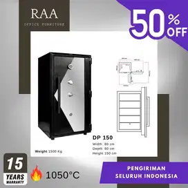 SALE 50% Brankas Tahan Api Berat 1,5 ton