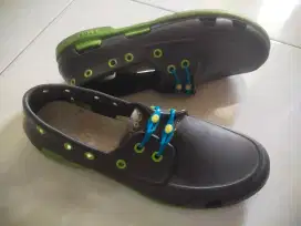 Sepatu Crocs Anti Air
