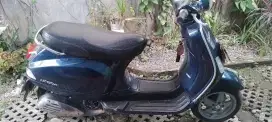 Dijual vespa matic type LX 150ie