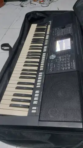 88Keyboard Yamaha PSR S950 bekas rumahan  msih mulus
