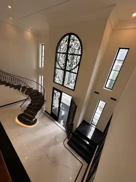 RUMAH GRAHA FAMILI MEWAH BARU SIAP HUNI MARMER