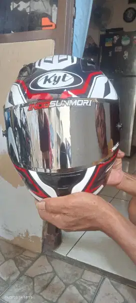 Di jual helm KYT RC 7 Fulpress original