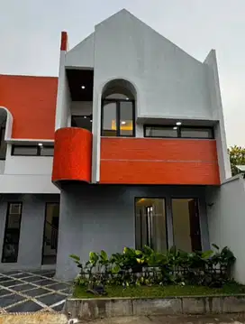 Dijual Rumah Modern Tropis SHM, Jakarta selatan