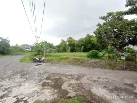 Di Jual Tanah Pekarangan Pinggir Aspal di Krajan, Wedomartani, Jogja