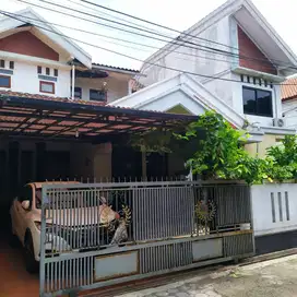 RUMAH Asri Nyaman murah di Sayap Batununggal kota Bandung