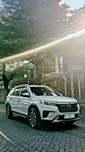 Honda BRV PRESTIGE - AT 2022  Putih Non Sensing