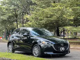 Mazda2 Elite diatas GT at 2020/Mazda2 Elite hitam matic automatic 2020