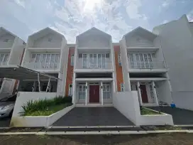 Disewakan - Rumah cantik 3 kamar di Cisaranten