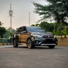 ‼️DP 25 JT‼️SUZUKI SX4-CROSS AT, MOBIL  SIAP PAKAI & TERAWAT.
