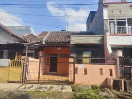DIJUAL BUTUH CEPAT  Rumah Siap Huni di Bekasi Kota, Perum taman kota