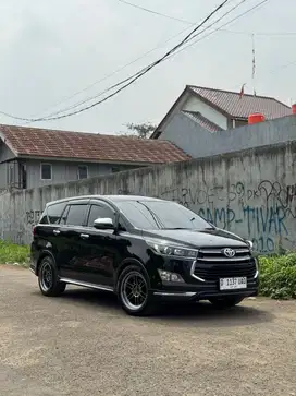 CASH! Toyota Innova Venturer Diesel 2018 / 2019