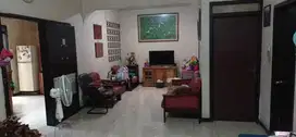 Dijual Rumah Bagus di Joglo Jakarta Barat, Bebas Banjir, dekat ke Tol
