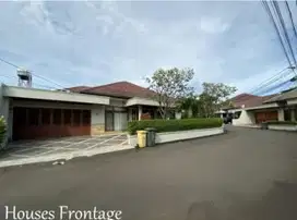 DIJUAL RUMAH MEWAH SIAP HUNI DI GANDARIA JAK SEL
