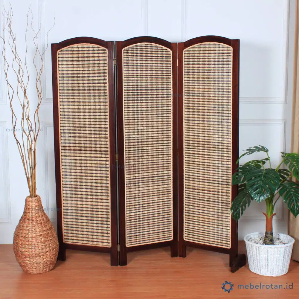 PENYEKAT PEMBATAS RUANGAN LYDE OVAL 3 DAUN | PEMBATAS SKETSEL KAYU