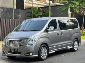 Hyundai H1 Royale 2.4 Bensin AT 2017