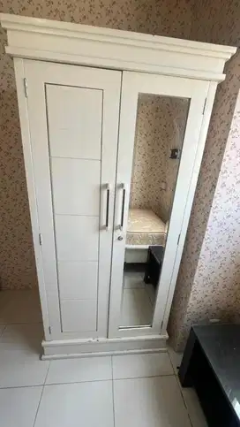 Dijual lemari pakaian