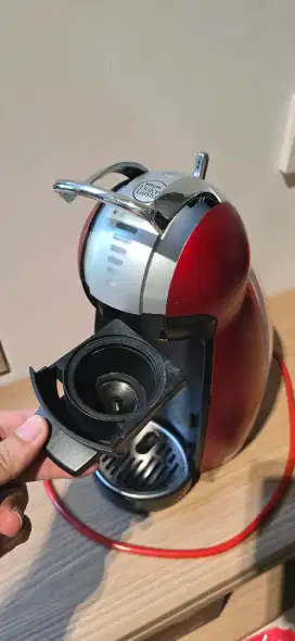 Mesin kopi Dolce Gusto Genio 2