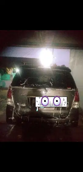 Toyota Kijang Innova 2010 Bensin