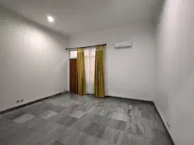 Rumah Siap Huni di Lebak Bulus