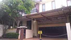 RUMAH MEWAH STRATEGIS - TOWN HOUSE, PEJATEN TIMUR PASAR MINGGU