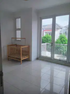 DIJUAL RUMAH STRATEGIS DI CLUSTER SUMMARECON BEKASI