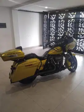 Harley davidson roadglide special color Eagle eys