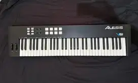 Keyboard, MIDI Controller, Piano, Alesis V61 MKII USB