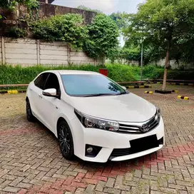 Toyota Corolla Altis 1.8 V 2014