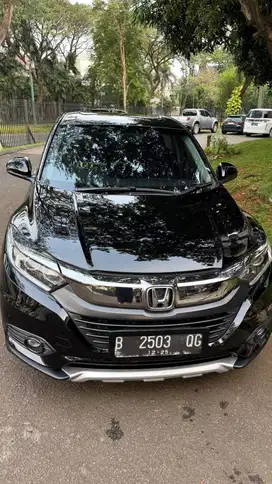 Dijual Mobil Honda HR-V 1.5 E Hitam