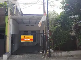 Dijual rumah di dalam komplek kelapa gading jakarta utara