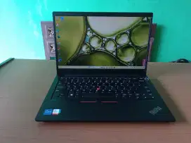 Lenovo Core i7 Gen11 Ram16 SSD512 Bat Awet Poll