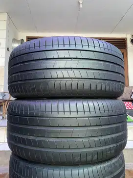 Ban Pirelli P Zero RFT 275 40 r20 2Pcs