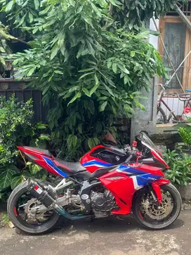 CBR250RR 2019 BLACKFREEDOM PAJAK HIDUP