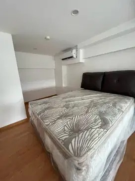 Disewakan Murah / Jual Rugi Furnished Kingland Ave The Venetian Loft D