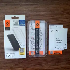 Spigen Tempered Glass EZ Fit iPhone 15 16 | Anti Gores Ori
