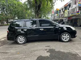 Mobil Grand Livina XV 2013