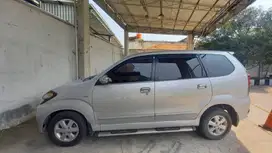 Toyota Avanza 2010 Bensin