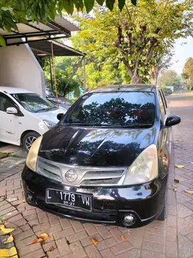Nissan Grand livina 2012 Bensin