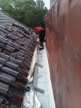 Tukang bajaringan ganti atap rumah dll