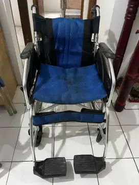 Dijual kursi roda (nego)