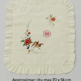 Sarung Bantal Bordir Vintage Renda di Pinggirnya Klasik Jadul Vintage