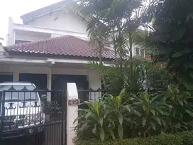 Rumah Nyaman Dekat MRT di Komp Villa Delima Lebak Bulus