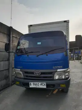Toyota dyna 110st engkel long box 2014