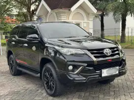 FORTUNER VRZ TRD MATIC 2020