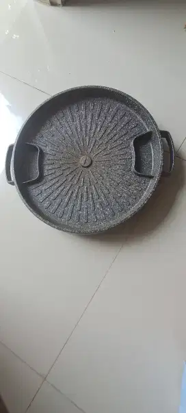 Pan grill anti lengket