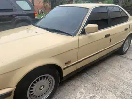 BMW 320i 1993 Bensin