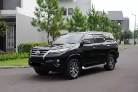 FS : Fortuner VRZ 4x2 Disel Metic 2017