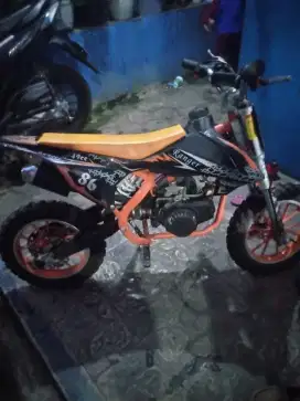 Motor mini thrail 49 cc